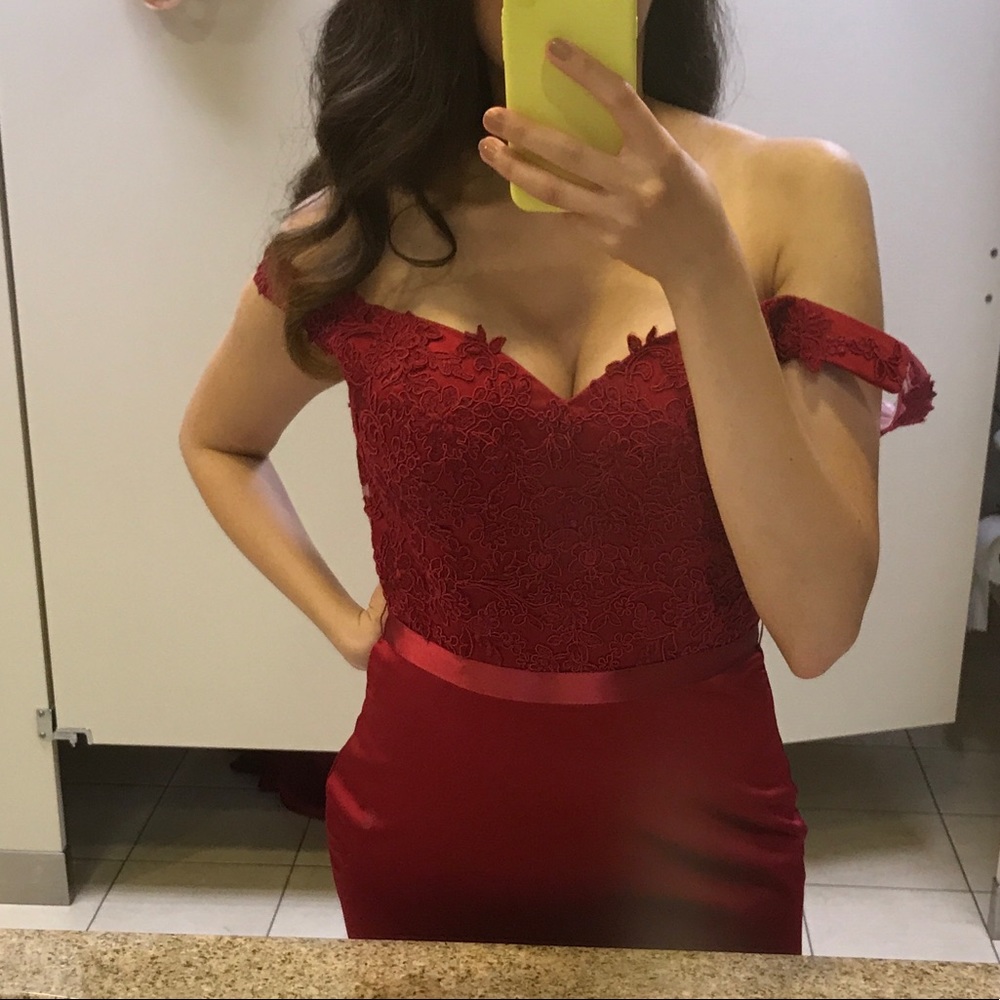 🌹🌹Satin off-shoulder wedding prom dress🌹🌹